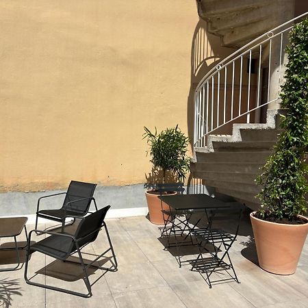 Studio Spacieux Avec Patio En Centre Ville Кавалер-сюр-Мер Экстерьер фото